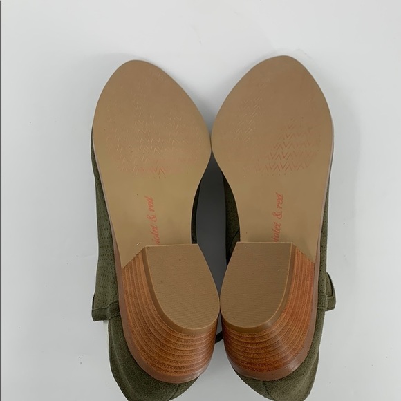 Violet & Red Kiara ankle booties boots olive green suede heel perforated new 10 - Picture 6 of 7